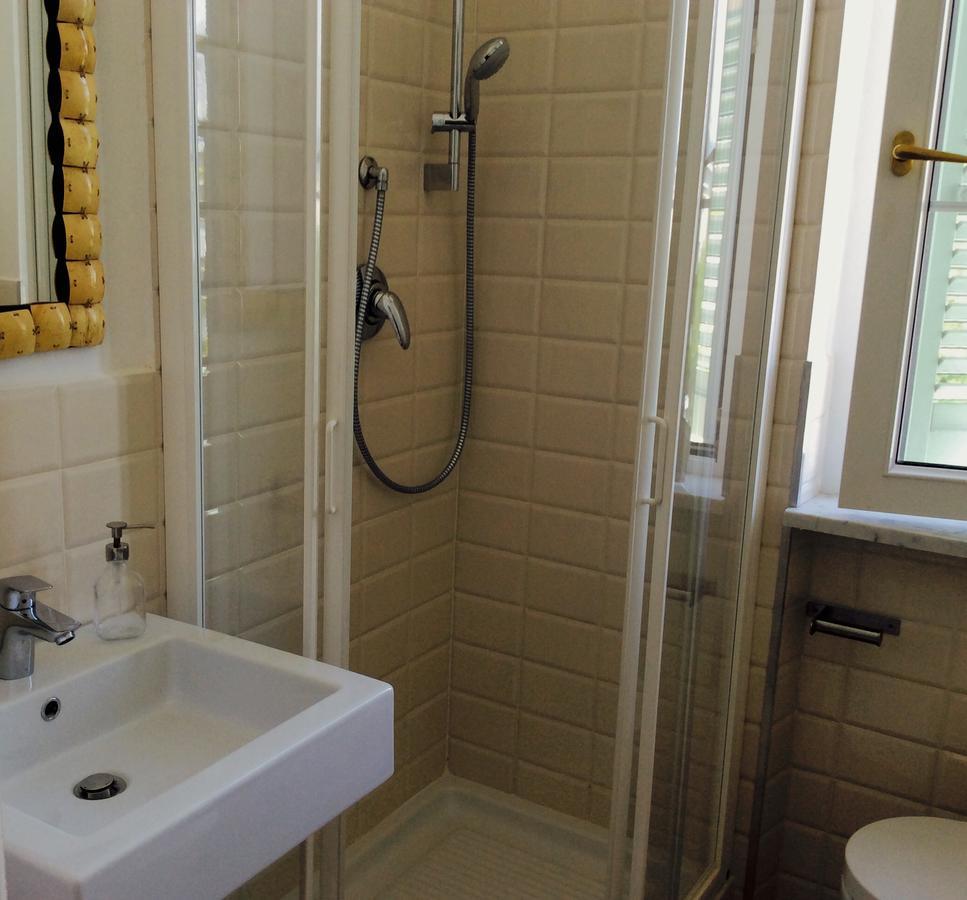 B&B Giu Le Stelle Marina di Massa Luaran gambar