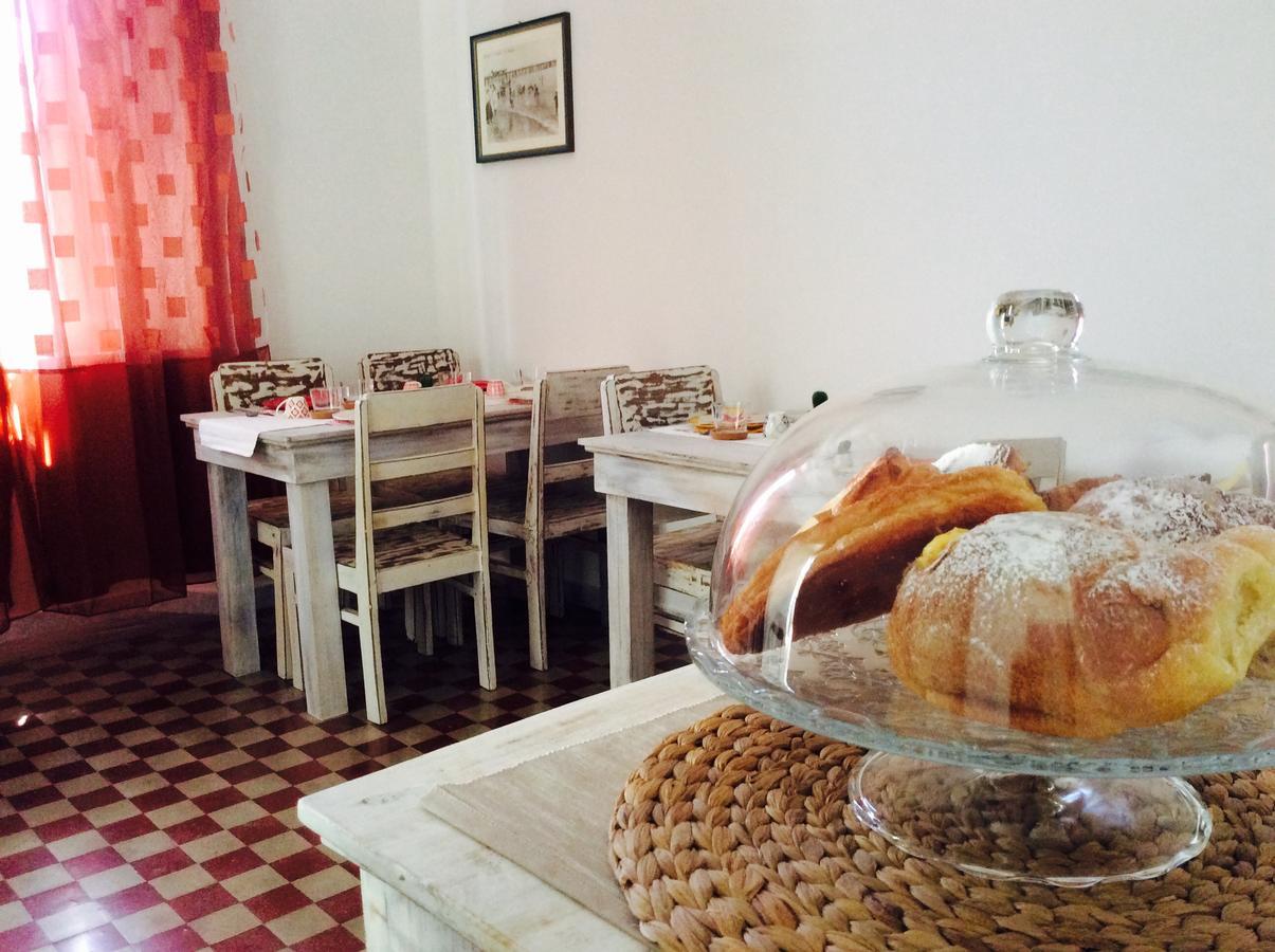 B&B Giu Le Stelle Marina di Massa Luaran gambar